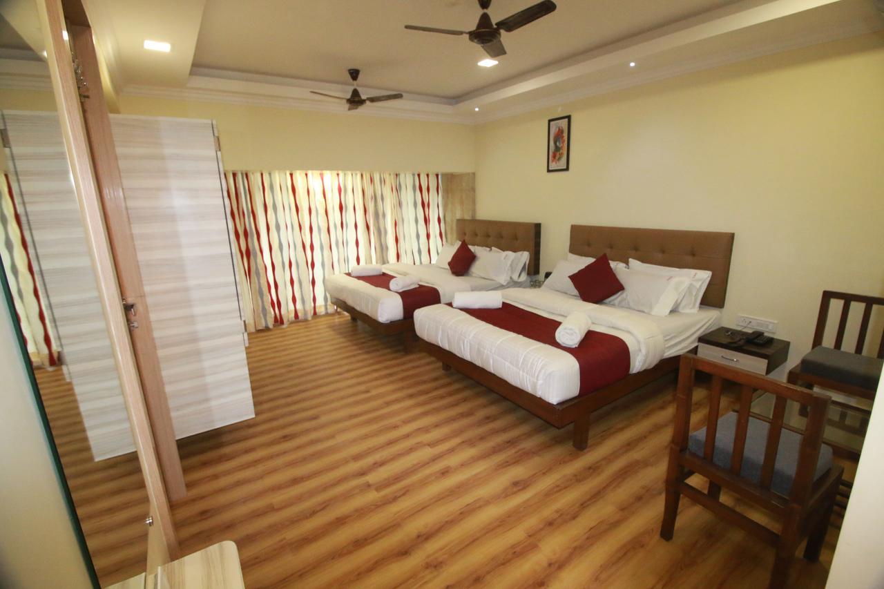 Hotel Alfa International Near Nanavati Hospital Mumbai Near Airport Mumbai Near Juhu Beach Exteriör bild